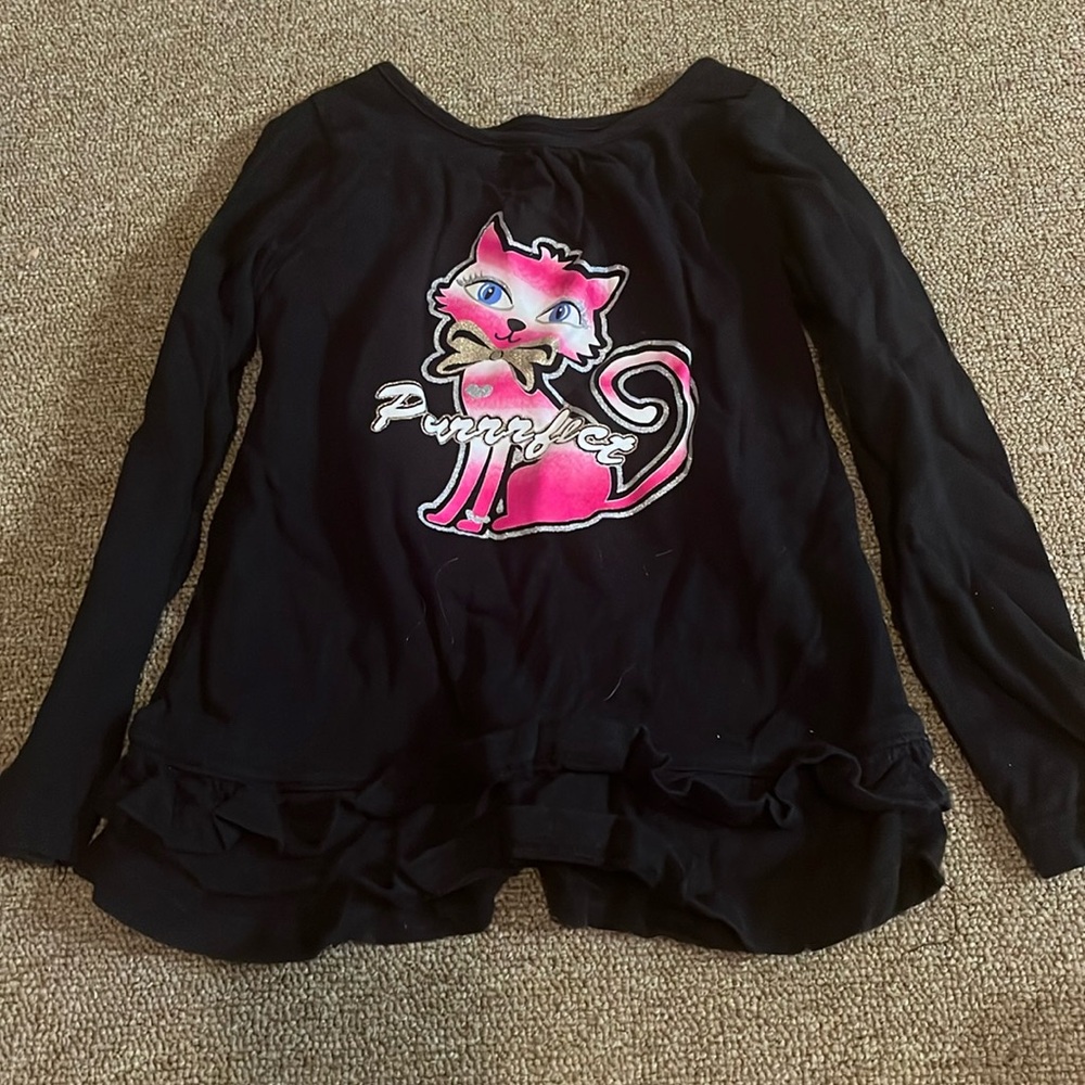 Girls 5 “purrrfect” long sleeve black tshirt with pink cat on front